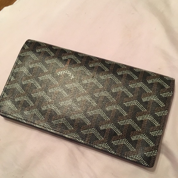 goyard wallet